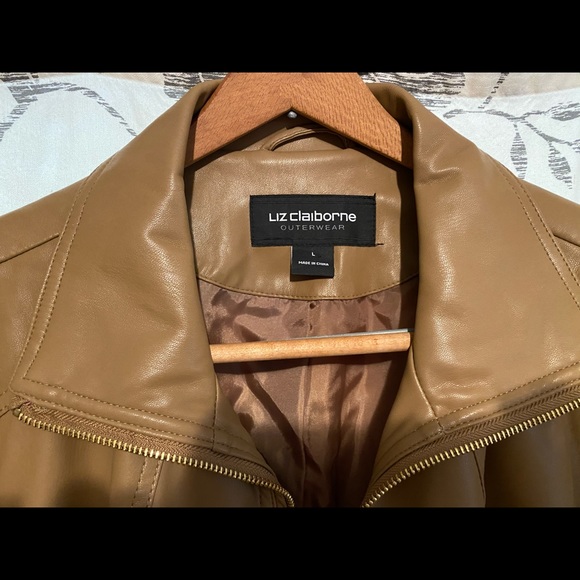 Liz Claiborne Jacket - Picture 2 of 4